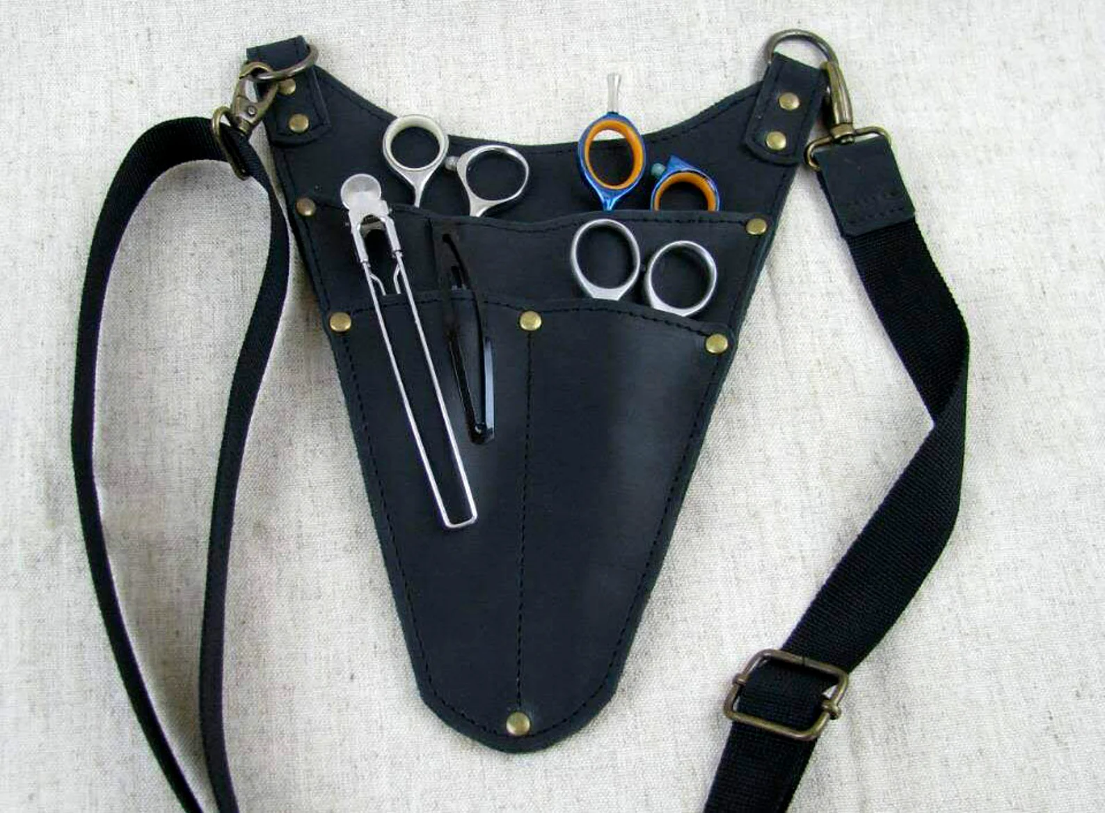 leather barber tool pouch