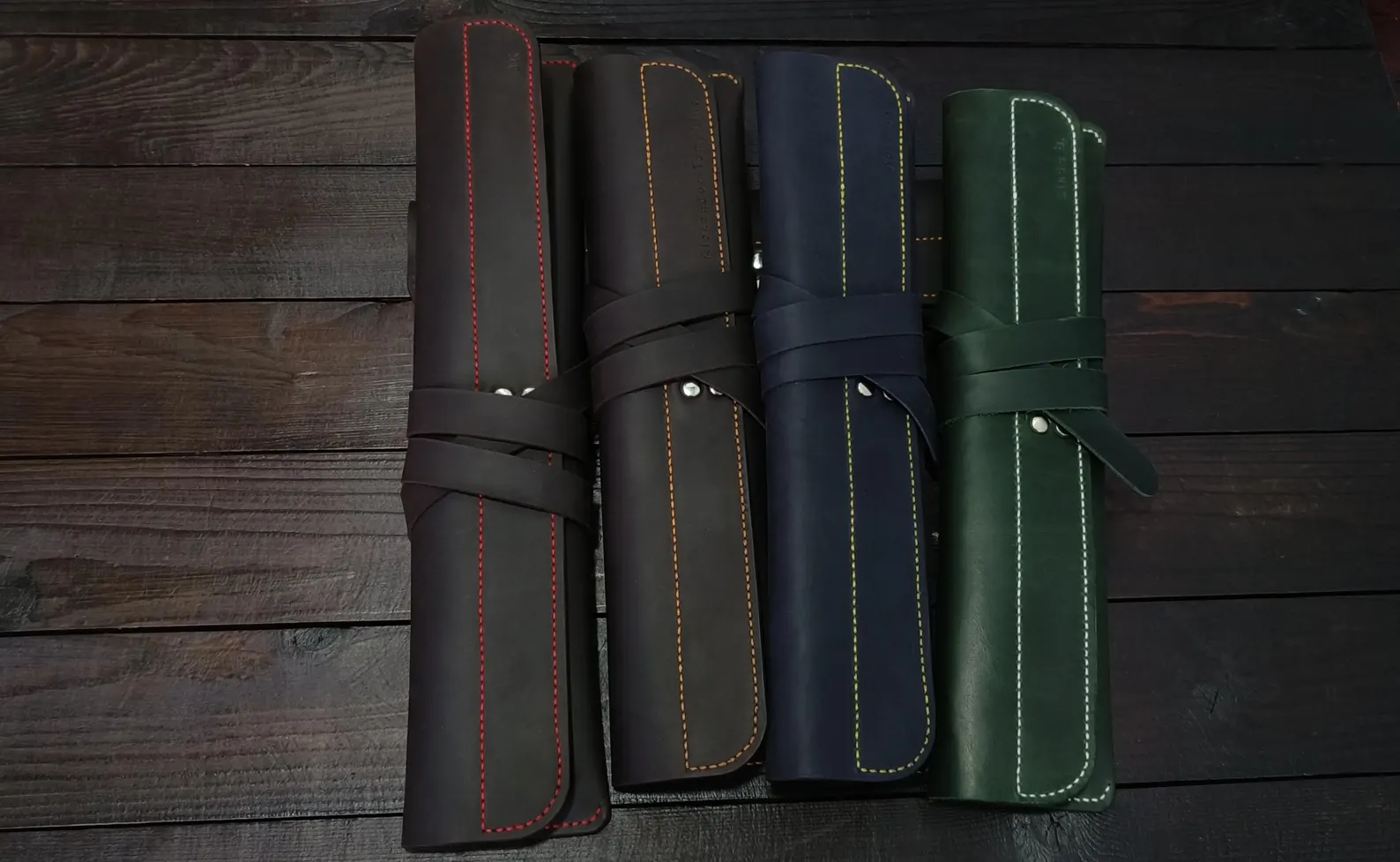 Hand stitched leather case for knife