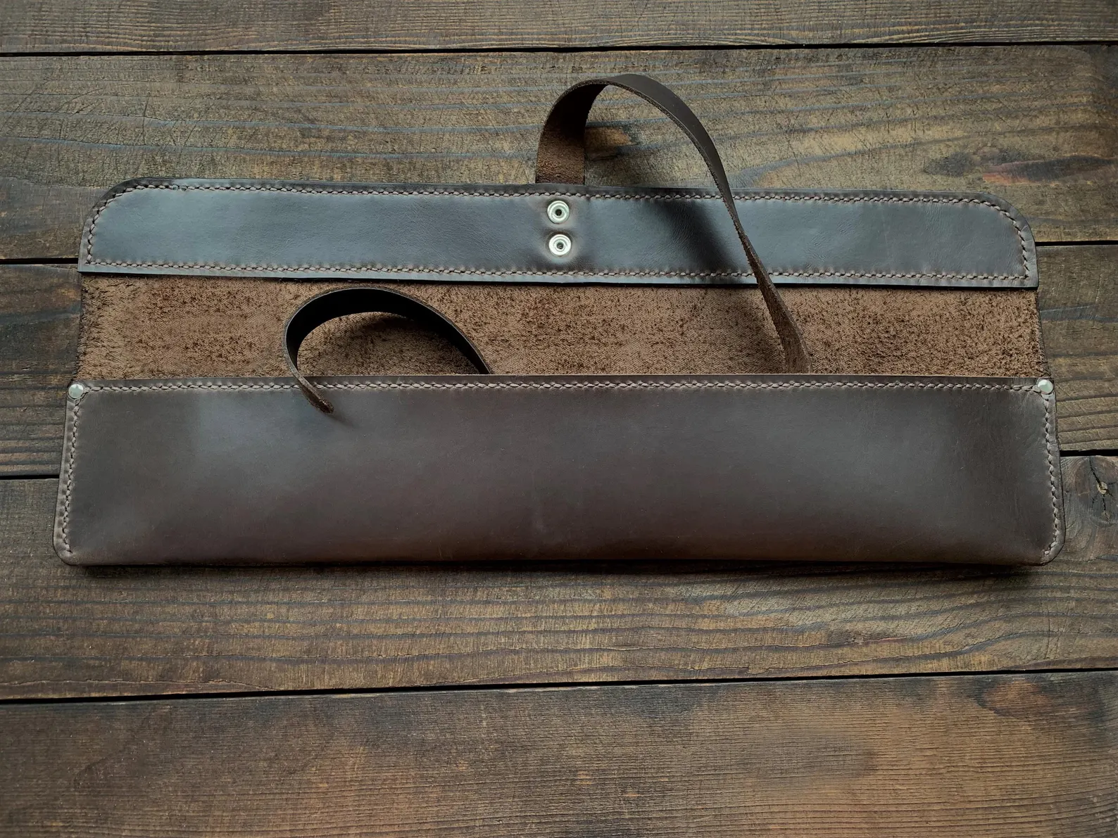 brown leather knives case